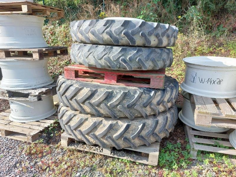 Sonstige Traktorteile typu Sonstige ROUES ETROITES, Gebrauchtmaschine v CHATEAUBRIANT CEDEX (Obrázek 1)