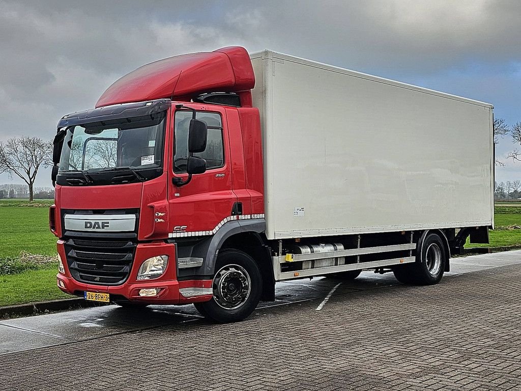 Sonstige Transporttechnik Türe ait DAF CF 250 19T LIFT AIRCO, Gebrauchtmaschine içinde Vuren (resim 2)