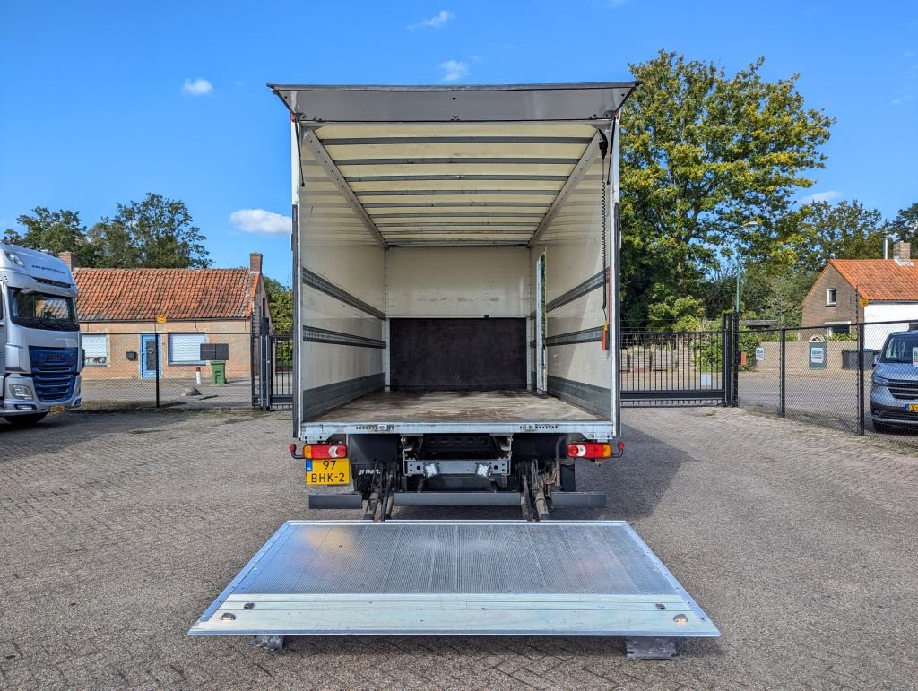 Sonstige Transporttechnik van het type DAF FA LF210 4x2 Daycab 12T Euro6 - GeslotenBak 6M + Laadklep 1500KG, Gebrauchtmaschine in Oud Gastel (Foto 3)