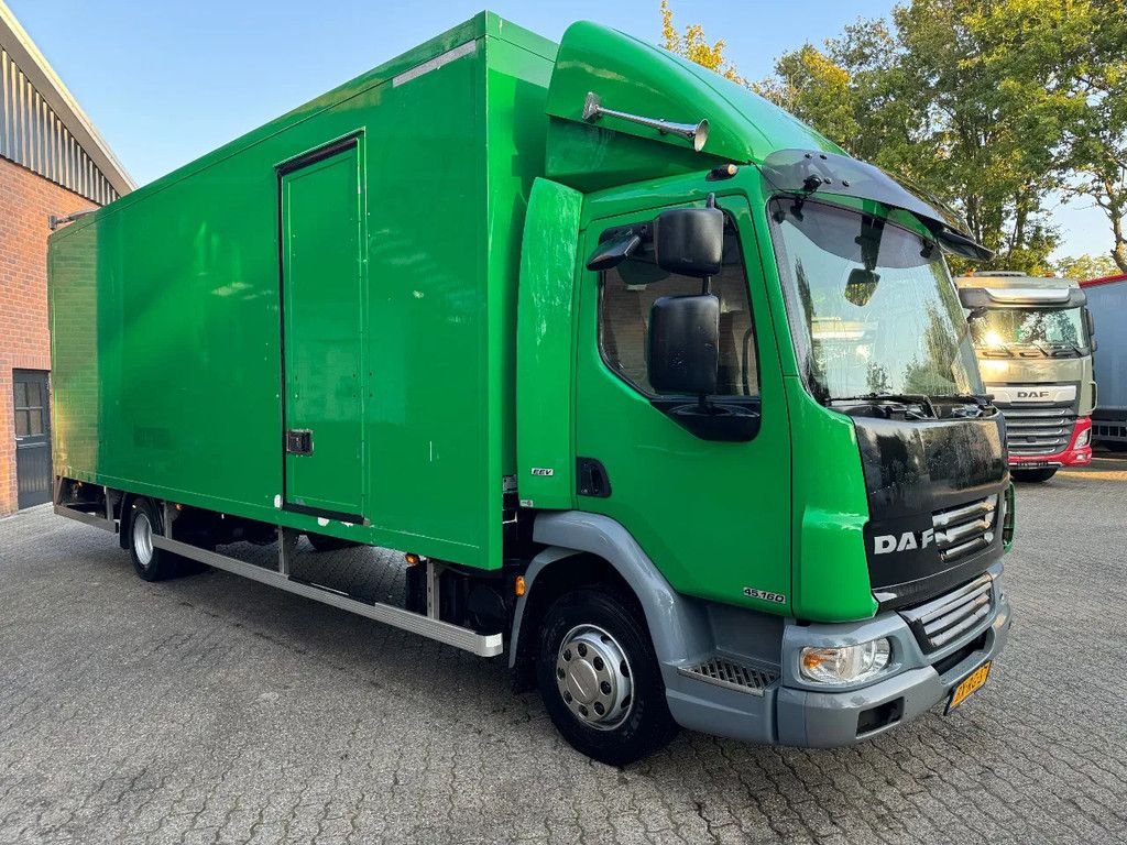 Sonstige Transporttechnik za tip DAF LF 45 180 EEV 7.3M Koffer LBW Seitent&uuml;r 392.200KM! NL T, Gebrauchtmaschine u Saasveld (Slika 2)