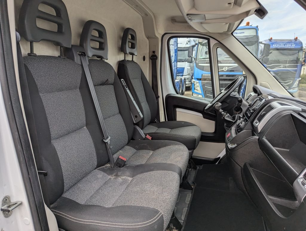 Sonstige Transporttechnik typu Fiat Ducato 250 MultiJet 115 - Handgeschakeld - Airco - Navigatie - D, Gebrauchtmaschine v Oud Gastel (Obrázek 7)