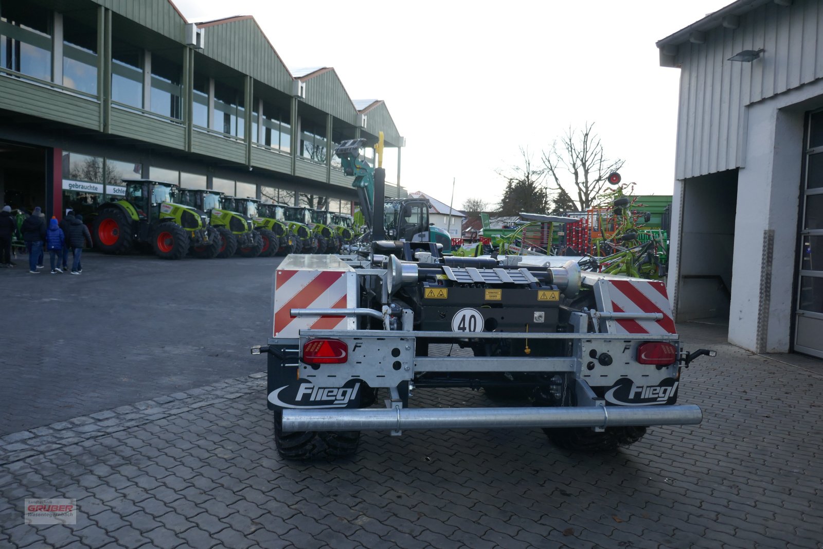 Sonstige Transporttechnik des Typs Fliegl HKL 22 - Tandem Abrollkipper - abgelagert!, Neumaschine in Dorfen (Bild 4)