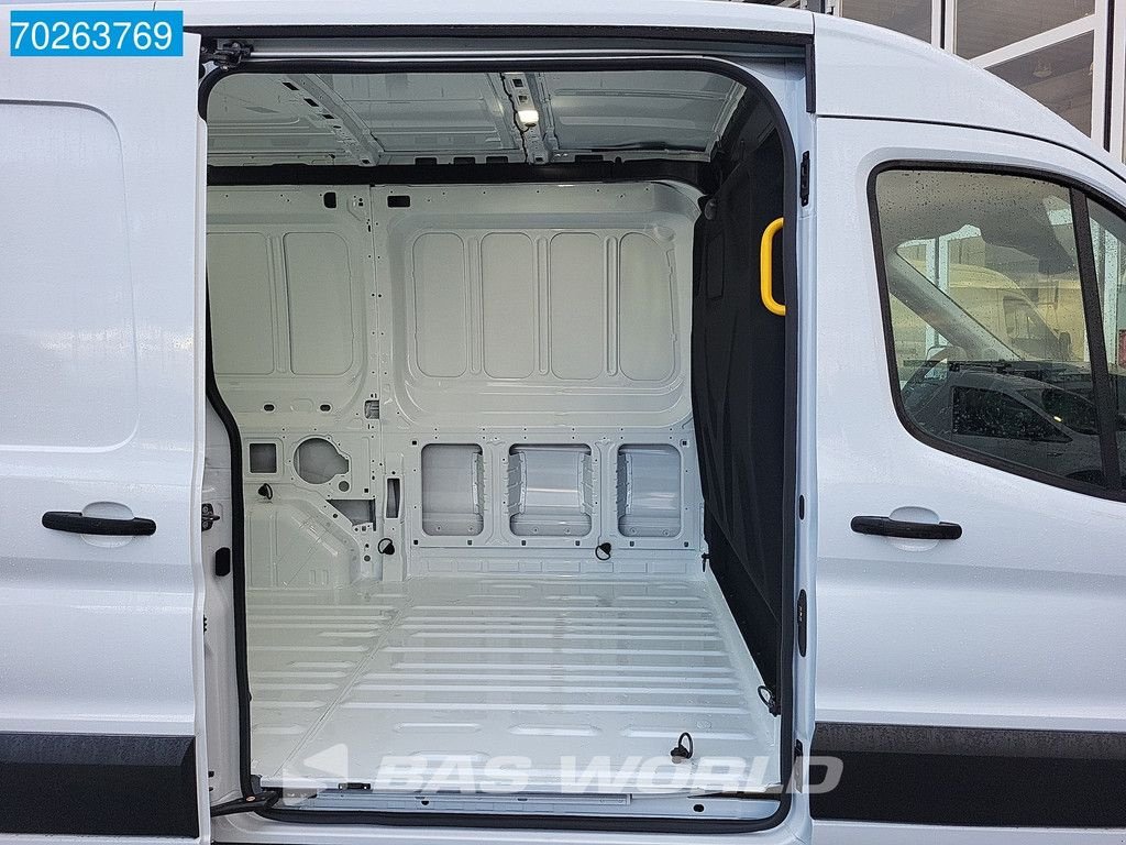 Sonstige Transporttechnik tip Ford Transit 130pk L2H2 Nieuw! Trekhaak Airco Cruise Camera Parkeerse, Neumaschine in Veghel (Poză 7)