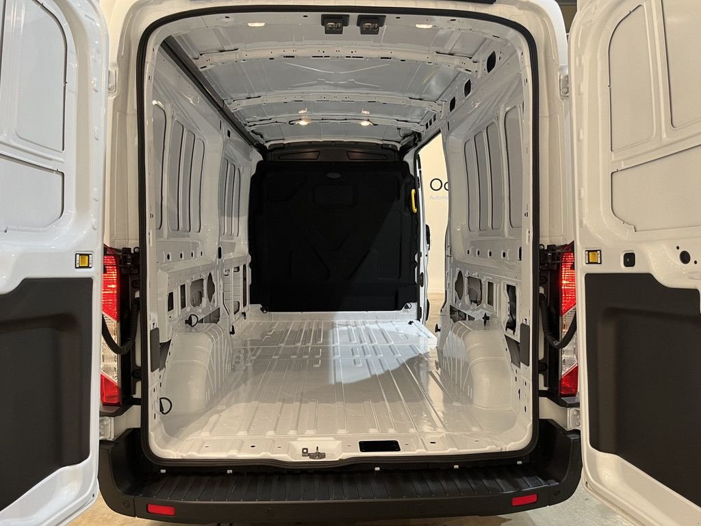 Sonstige Transporttechnik typu Ford Transit 2.0 TDCI L3H2 Trend 130 PK / Euro 6 / Airco / Cruise Con, Gebrauchtmaschine v GRONINGEN (Obrázek 4)