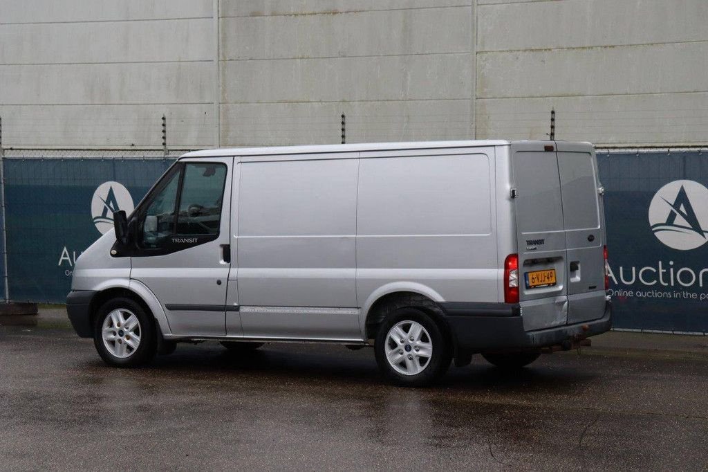 Sonstige Transporttechnik des Typs Ford Transit 260S, Gebrauchtmaschine in Antwerpen (Bild 3)