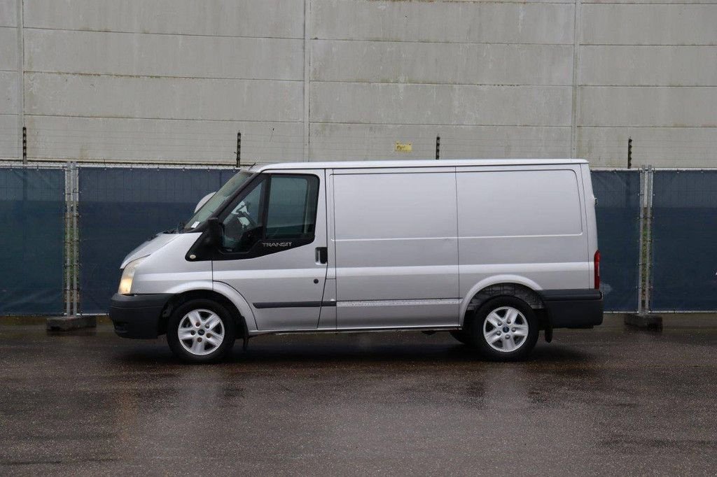 Sonstige Transporttechnik des Typs Ford Transit 260S, Gebrauchtmaschine in Antwerpen (Bild 1)