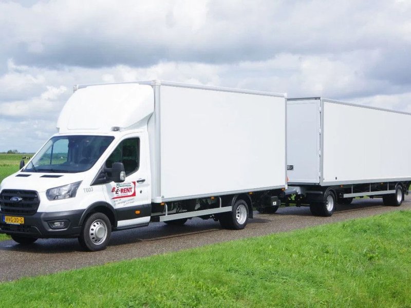 Sonstige Transporttechnik typu Ford Transit bakwagen 5,0 m. + Gesloten schamel aanhangwagen 8,5 m., Gebrauchtmaschine v Groenekan (Obrázek 1)