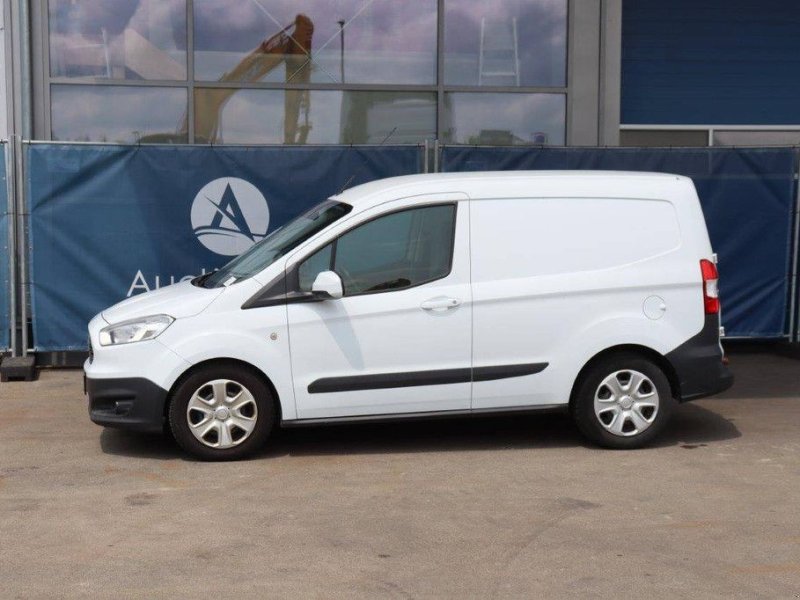 Sonstige Transporttechnik типа Ford Transit Courier, Gebrauchtmaschine в Antwerpen (Фотография 1)