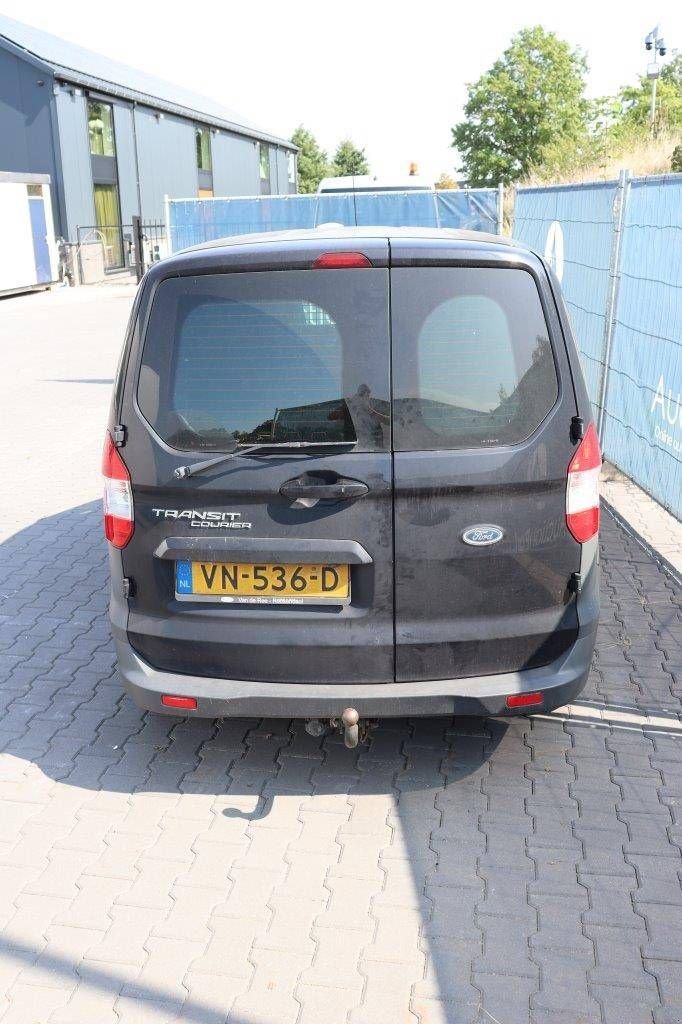 Sonstige Transporttechnik tip Ford Transit Courier, Gebrauchtmaschine in Antwerpen (Poză 4)