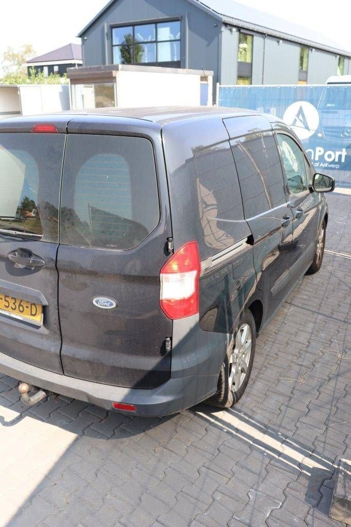 Sonstige Transporttechnik of the type Ford Transit Courier, Gebrauchtmaschine in Antwerpen (Picture 5)