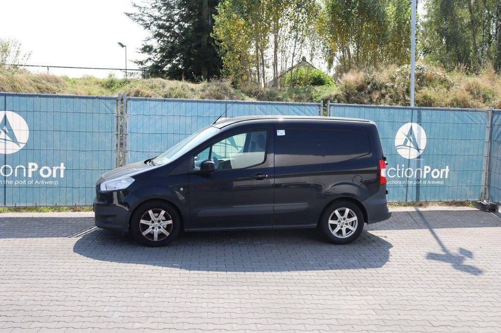 Sonstige Transporttechnik of the type Ford Transit Courier, Gebrauchtmaschine in Antwerpen (Picture 1)