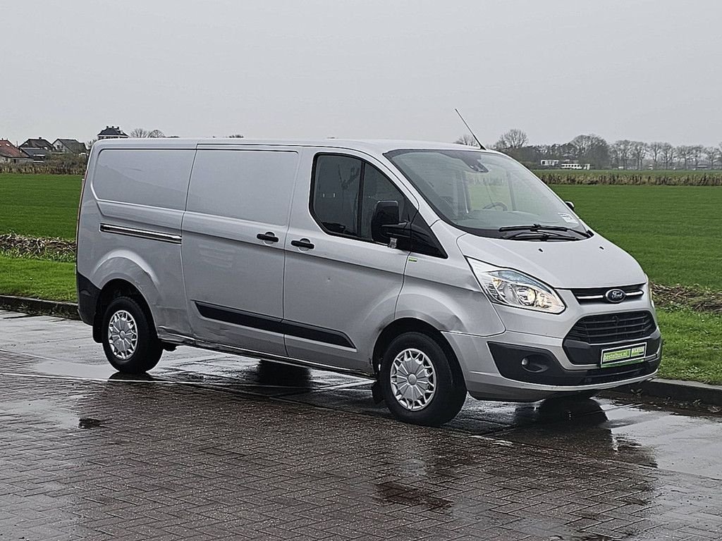 Sonstige Transporttechnik van het type Ford Transit Custom l2h1 airco trekhaak!, Gebrauchtmaschine in Vuren (Foto 5)