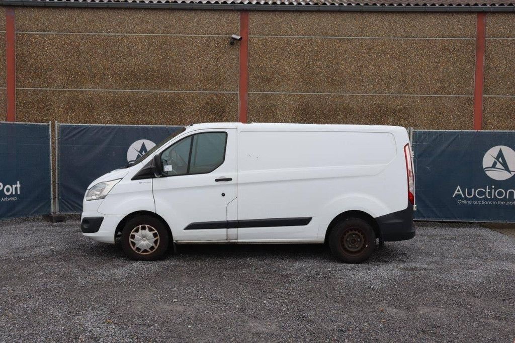 Sonstige Transporttechnik des Typs Ford Transit Custom, Gebrauchtmaschine in Antwerpen (Bild 2)