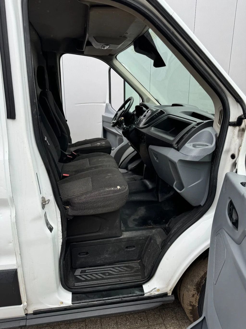 Sonstige Transporttechnik of the type Ford Transit **EURO 5B-AIRCO-KLIMA**, Gebrauchtmaschine in Kessel (Picture 10)