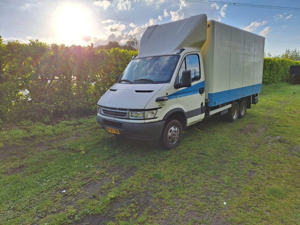 Sonstige Transporttechnik del tipo Iveco 40C, Gebrauchtmaschine In Antwerpen (Immagine 8)