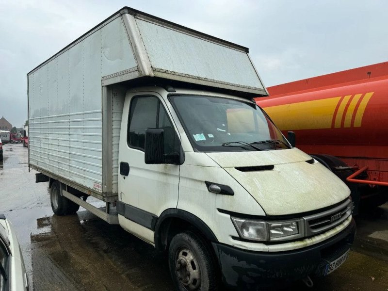 Sonstige Transporttechnik des Typs Iveco Daily 35C13 **NO STARTING-DEMARE PAS**, Gebrauchtmaschine in Kessel