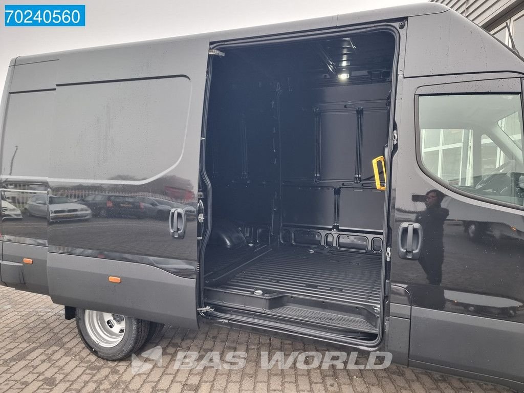 Sonstige Transporttechnik типа Iveco Daily 35C18 180PK Automaat Dubbellucht L2H2 ACC Navi Camera 12m3, Neumaschine в Veghel (Фотография 7)