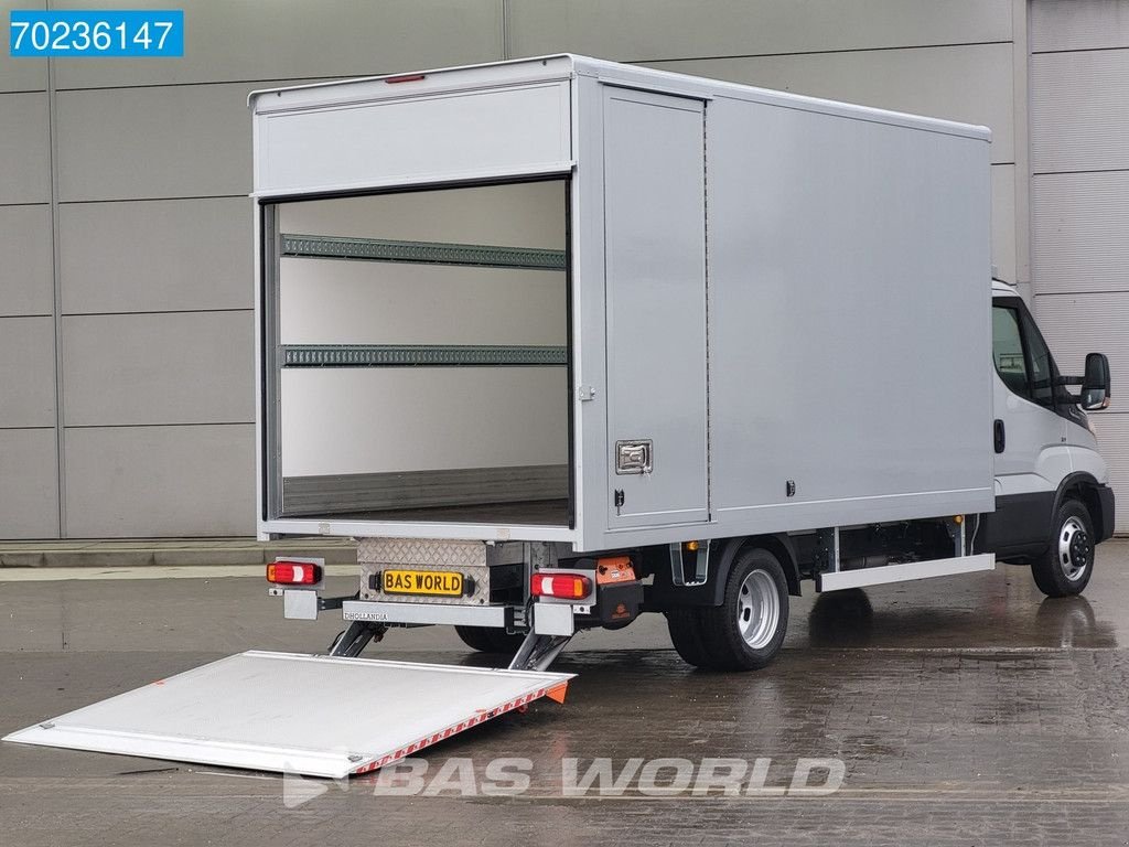 Sonstige Transporttechnik del tipo Iveco Daily 35C18 2025 MODEL Automaat 1000kg Laadklep ACC Navi Airco Z, Neumaschine In Veghel (Immagine 3)