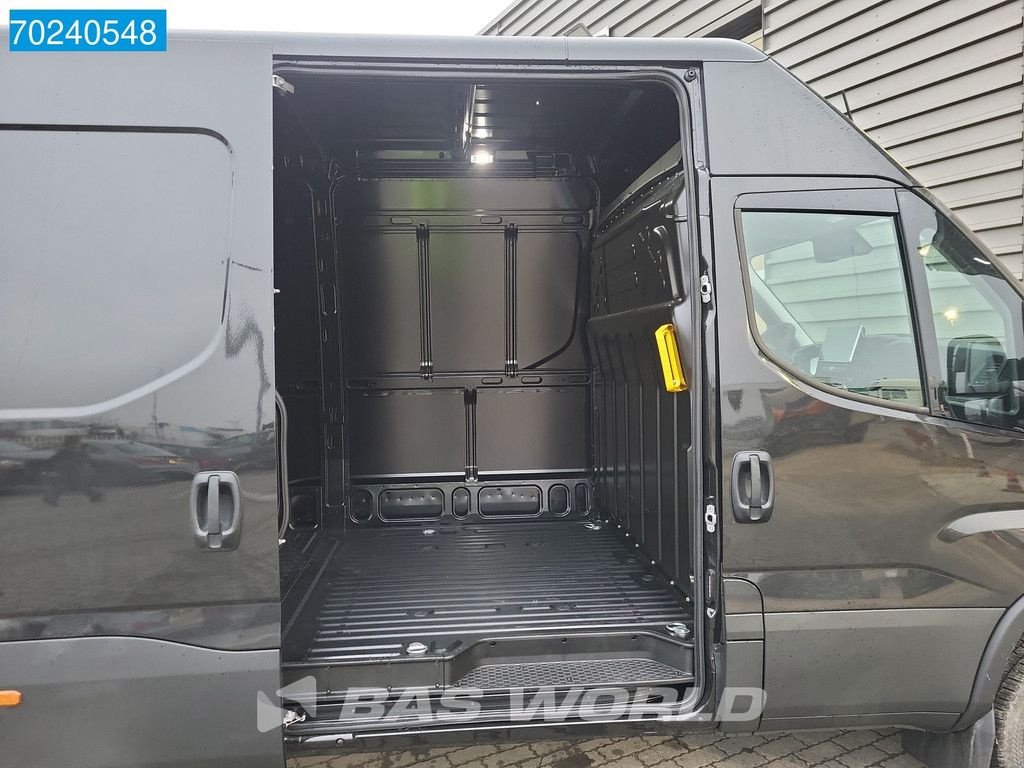 Sonstige Transporttechnik типа Iveco Daily 35C21 210PK Automaat Dubbellucht L2H2 ACC Navi Camera 12m3, Neumaschine в Veghel (Фотография 8)