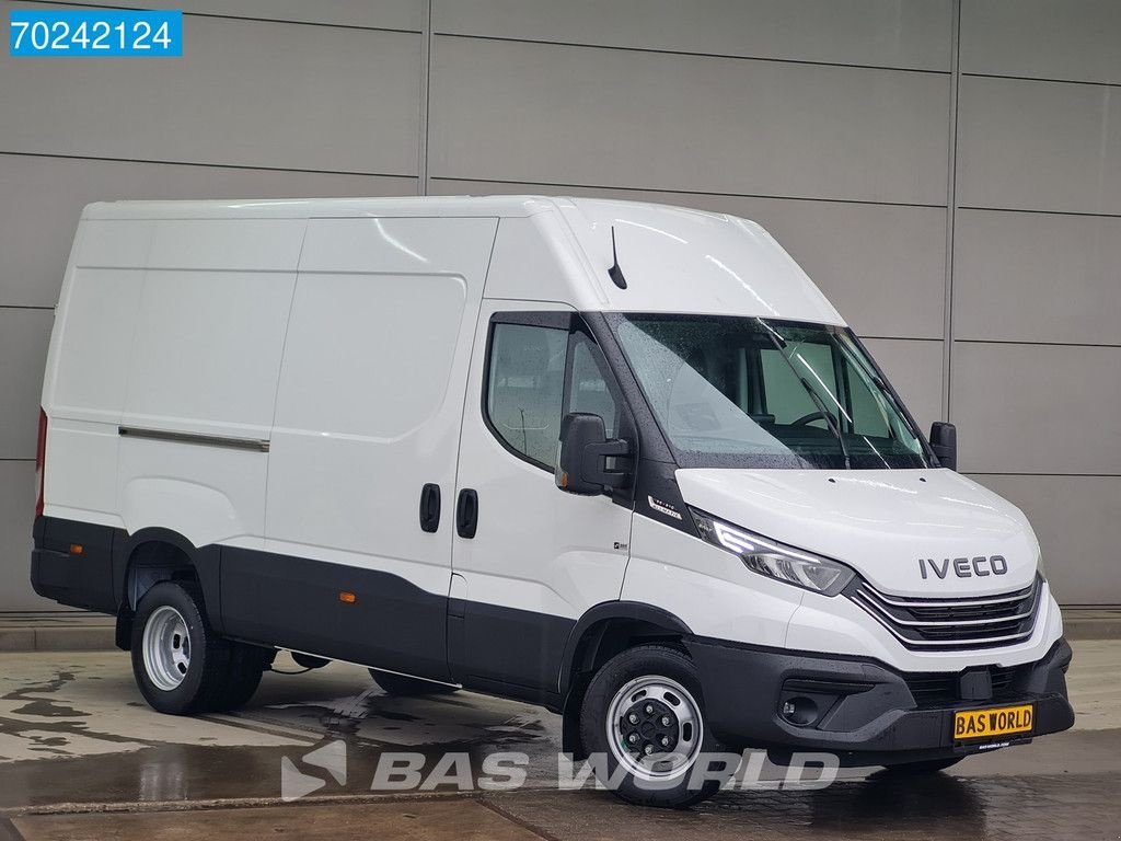 Sonstige Transporttechnik des Typs Iveco Daily 35C21 3.0L Automaat Dubbellucht L2H2 LED ACC Navi Camera P, Neumaschine in Veghel (Bild 3)