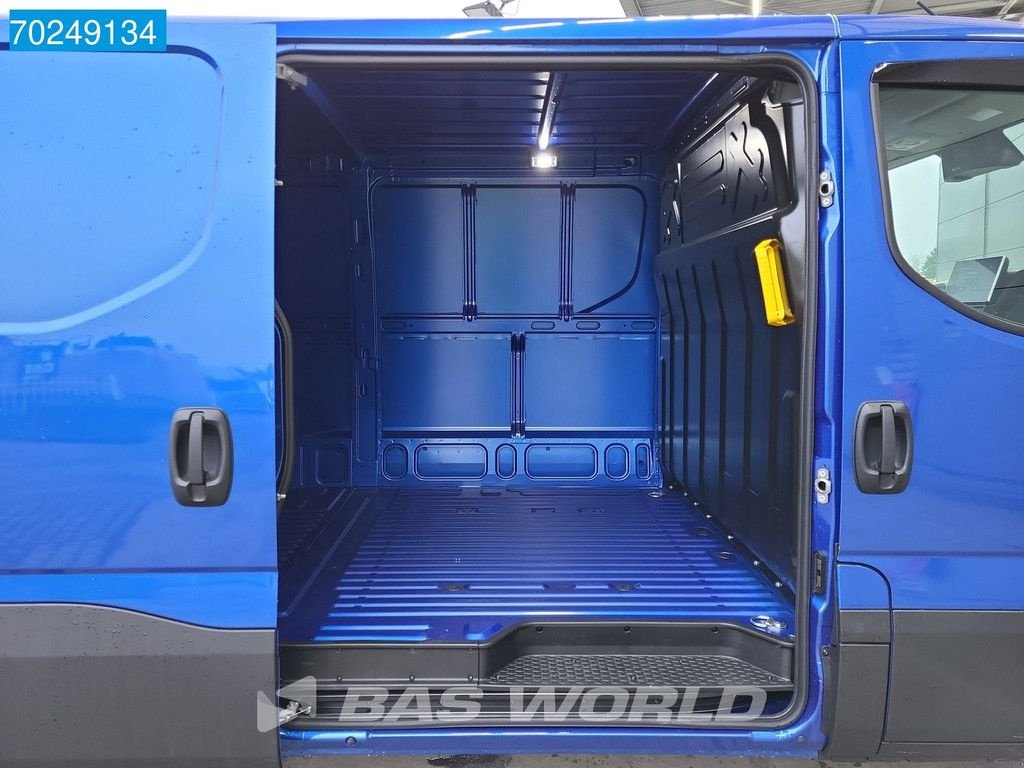 Sonstige Transporttechnik Türe ait Iveco Daily 35C21 3.0L Automaat Laag dak L2H1 Uniek! LED Trekhaak Navi, Neumaschine içinde Veghel (resim 8)