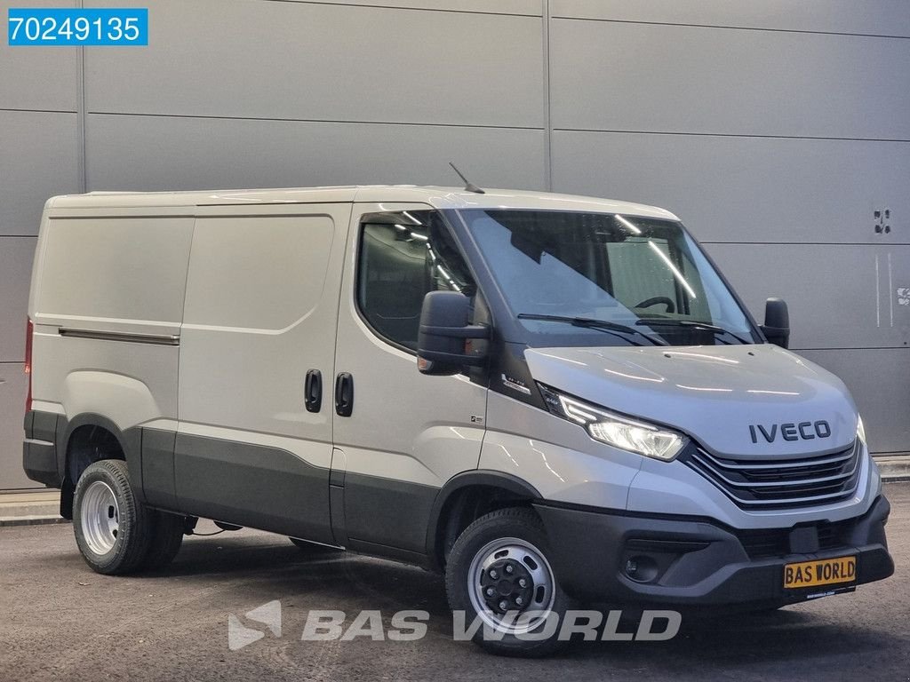 Sonstige Transporttechnik des Typs Iveco Daily 35C21 3.0L Automaat Laag dak L2H1 Uniek! LED Trekhaak Navi, Neumaschine in Veghel (Bild 3)