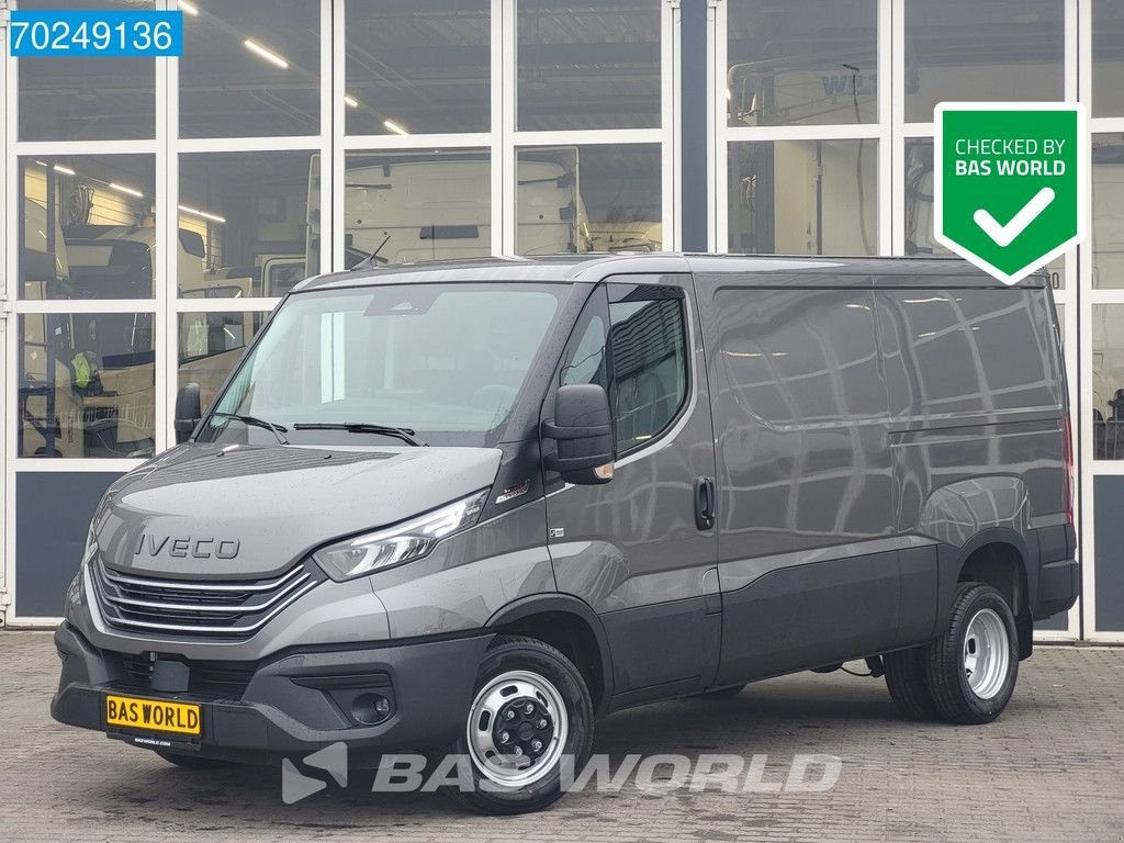 Sonstige Transporttechnik des Typs Iveco Daily 35C21 3.0L Automaat Laag dak L2H1 Uniek! LED Trekhaak Navi, Neumaschine in Veghel (Bild 1)