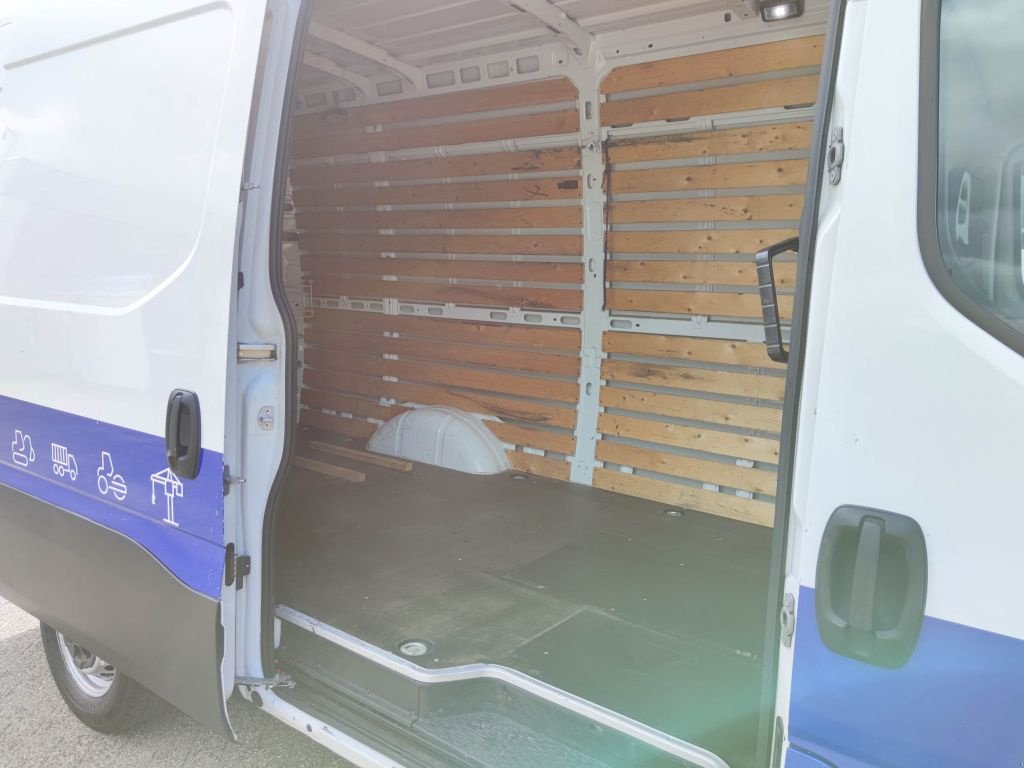 Sonstige Transporttechnik del tipo Iveco Daily 35S12 Euro6 - Bestelbus L2 H2 - Handgeschakeld - Airco (A1, Gebrauchtmaschine In Oud Gastel (Immagine 11)