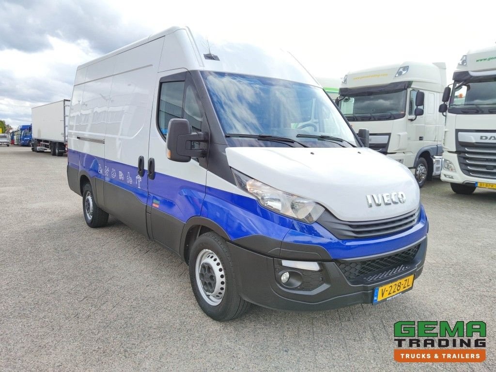 Sonstige Transporttechnik des Typs Iveco Daily 35S12 Euro6 Bestelbus L2 H2 - Handgeschakeld - Airco (A116, Gebrauchtmaschine in Oud Gastel (Bild 2)