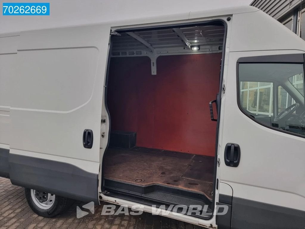 Sonstige Transporttechnik от тип Iveco Daily 35S14 Automaat Euro6 L2H2 Trekhaak Airco Cruise Camera Nav, Gebrauchtmaschine в Veghel (Снимка 7)