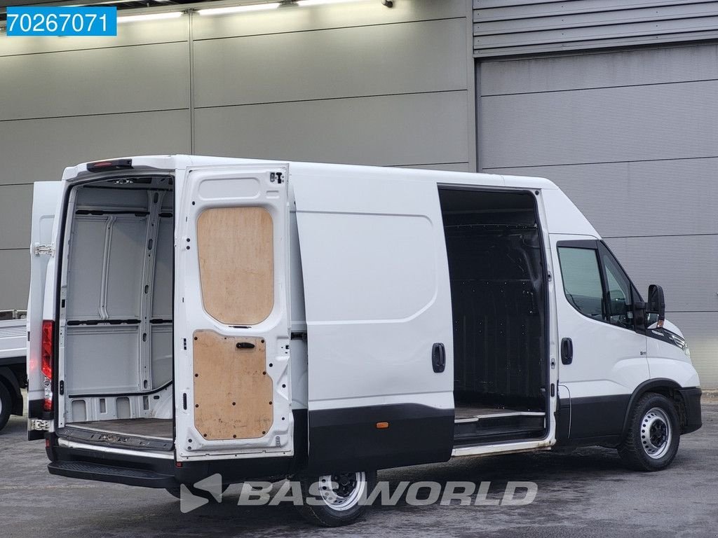 Sonstige Transporttechnik des Typs Iveco Daily 35S14 Automaat L2H2 LED Navi Camera Airco Cruise L2 12m3 A, Gebrauchtmaschine in Veghel (Bild 7)