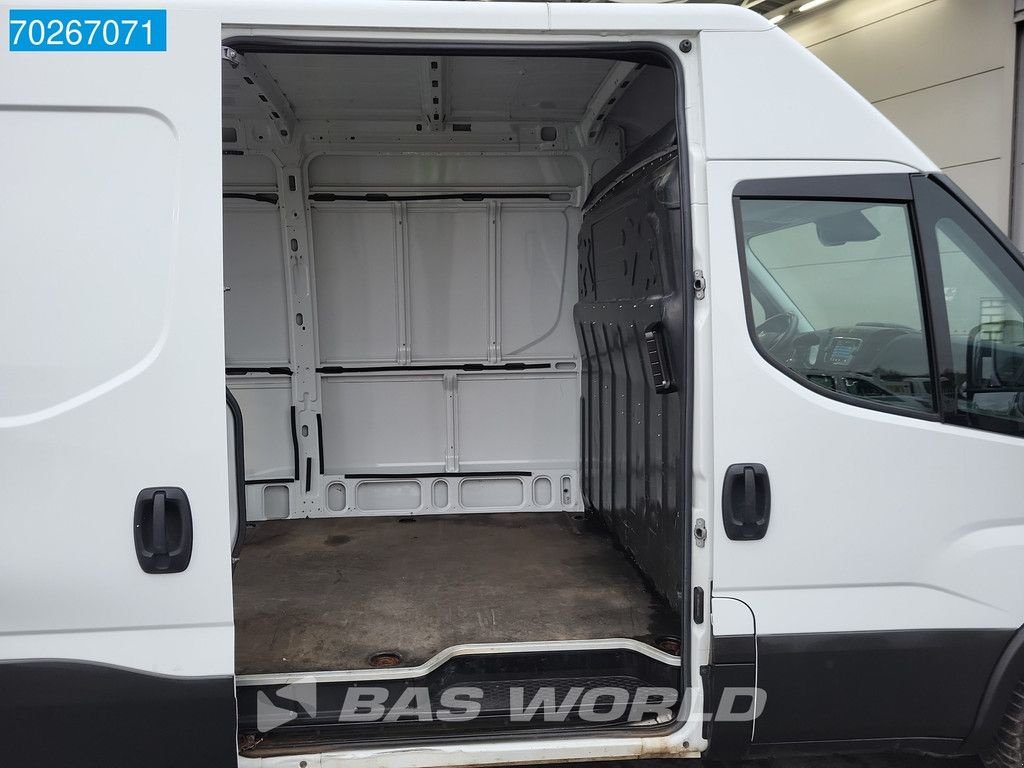 Sonstige Transporttechnik des Typs Iveco Daily 35S14 Automaat L2H2 LED Navi Camera Airco Cruise L2 12m3 A, Gebrauchtmaschine in Veghel (Bild 9)