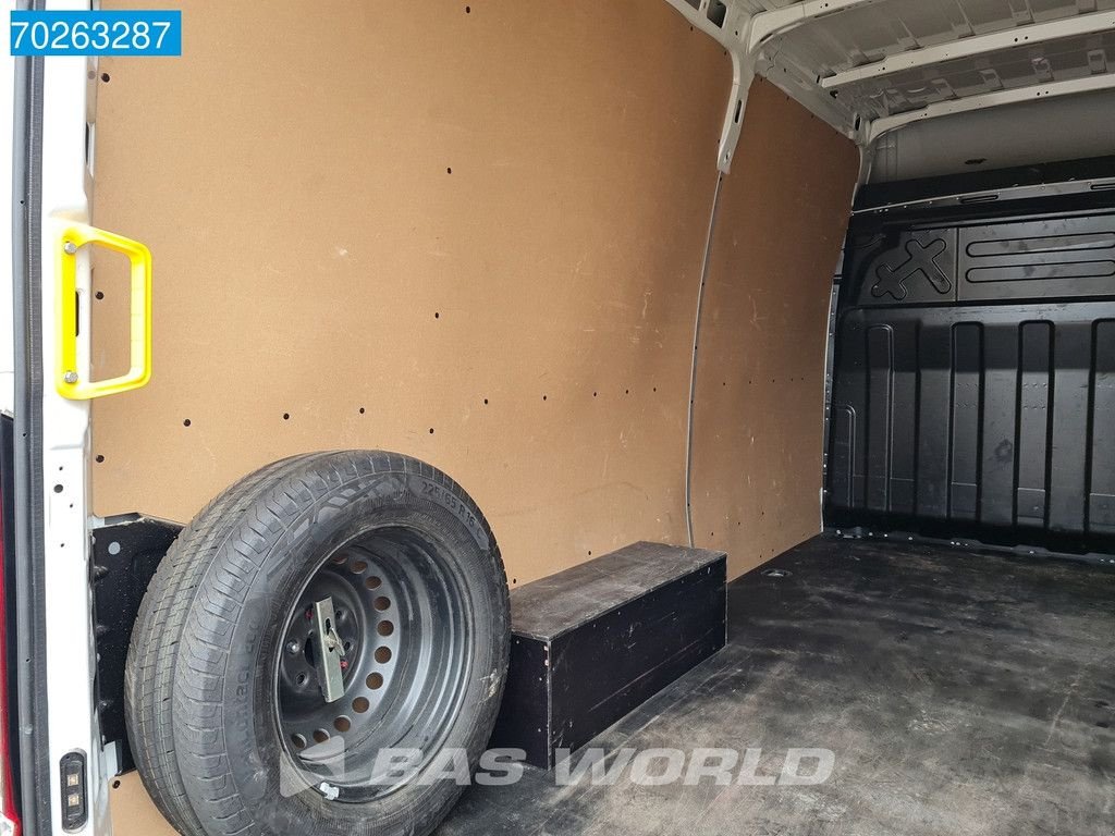 Sonstige Transporttechnik типа Iveco Daily 35S14 L2H2 18.000km!! 3500kg trekhaak Airco Cruise 12m3 A/, Gebrauchtmaschine в Veghel (Фотография 9)