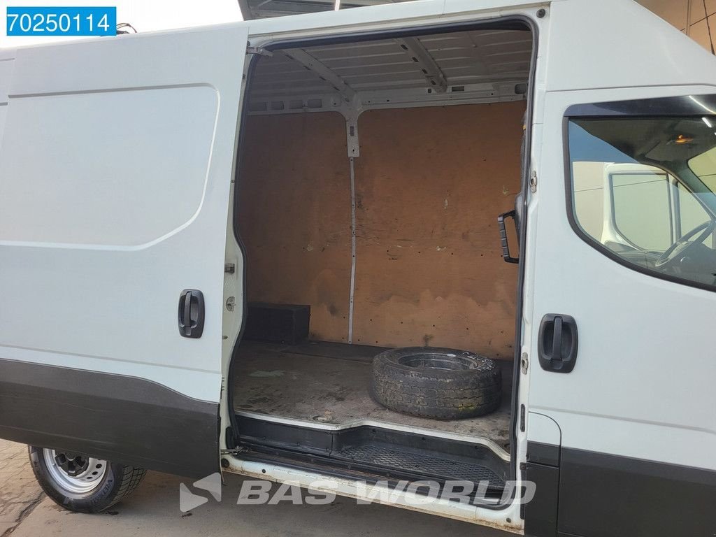 Sonstige Transporttechnik Türe ait Iveco Daily 35S14 L2H2 Airco Cruise 3500KG Trekhaak Euro 6 10m3 A/C To, Gebrauchtmaschine içinde Veghel (resim 9)