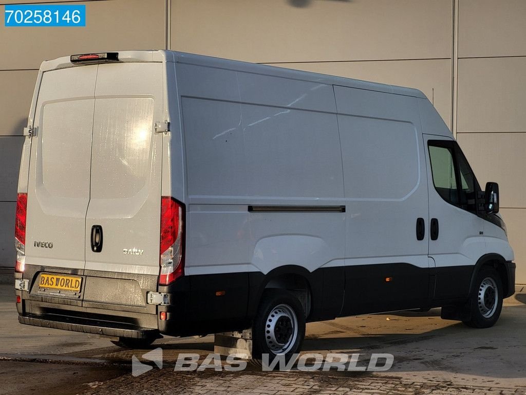 Sonstige Transporttechnik du type Iveco Daily 35S16 160PK L2H2 Airco Parkeersensoren Euro6 3500kg trekge, Gebrauchtmaschine en Veghel (Photo 5)