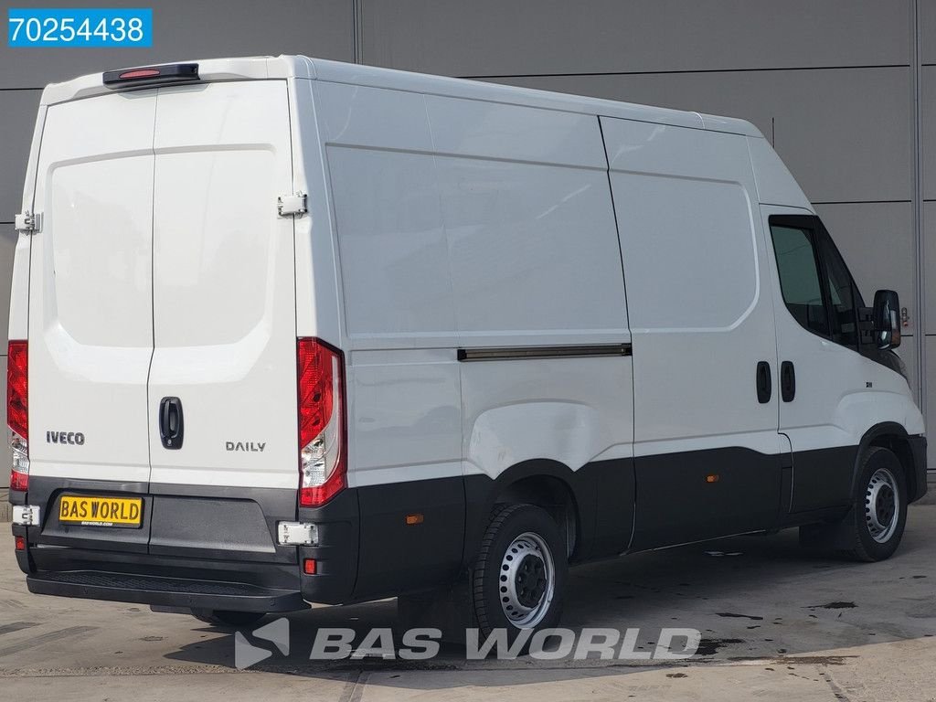 Sonstige Transporttechnik typu Iveco Daily 35S16 160PK L2H2 Airco Parkeersensoren Euro6 3500kg trekge, Gebrauchtmaschine v Veghel (Obrázek 5)