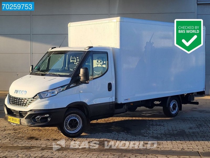 Sonstige Transporttechnik of the type Iveco Daily 35S16 Automaat Bakwagen Laadklep Camera Airco Cruise Koffe, Gebrauchtmaschine in Veghel (Picture 1)