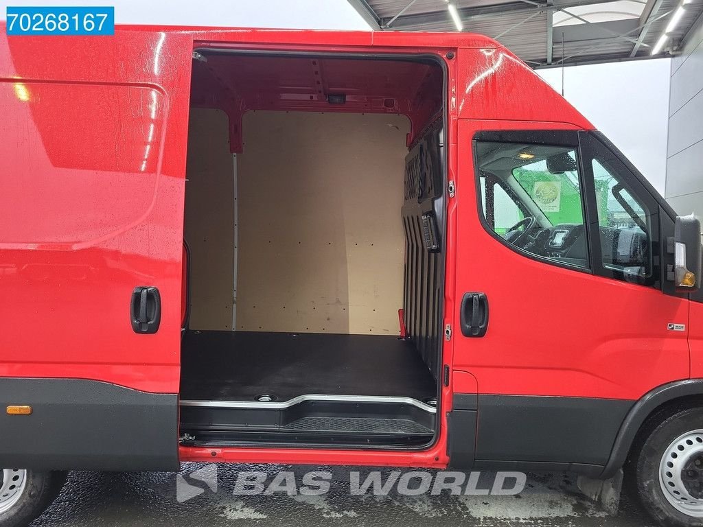 Sonstige Transporttechnik tipa Iveco Daily 35S16 Automaat L2H2 ACC LED 3.5t trekhaak Navi Camera L2 1, Gebrauchtmaschine u Veghel (Slika 8)