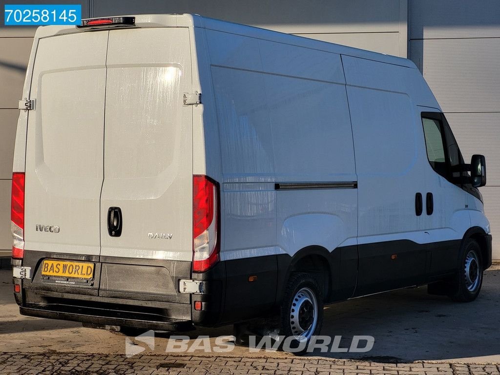 Sonstige Transporttechnik des Typs Iveco Daily 35S16 L2H2 Airco Parkeersensoren Euro6 3500kg trekgewicht, Gebrauchtmaschine in Veghel (Bild 10)