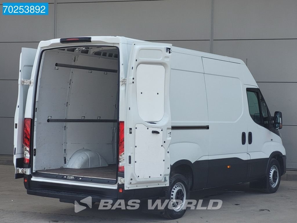 Sonstige Transporttechnik typu Iveco Daily 35S16 L2H2 Airco Parkeersensoren Euro6 3500kg trekgewicht, Gebrauchtmaschine w Veghel (Zdjęcie 10)