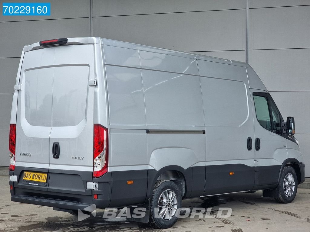 Sonstige Transporttechnik des Typs Iveco Daily 35S18 3.0L Automaat L2H2 ACC Navi Camera LED LM velgen 12m, Neumaschine in Veghel (Bild 5)