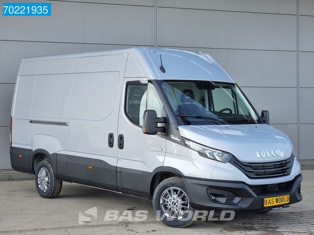 Sonstige Transporttechnik tip Iveco Daily 35S18 3.0l Automaat L2H2 LED ACC Navi Camera 12m3 A/C, Neumaschine in Veghel (Poză 2)