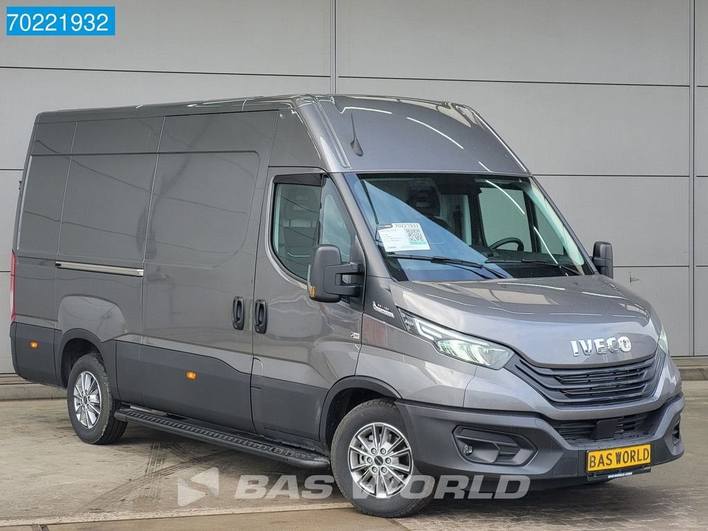 Sonstige Transporttechnik от тип Iveco Daily 35S18 3.0L Automaat L2H2 Navi ACC LED Camera 12m3 A/C, Neumaschine в Veghel (Снимка 3)