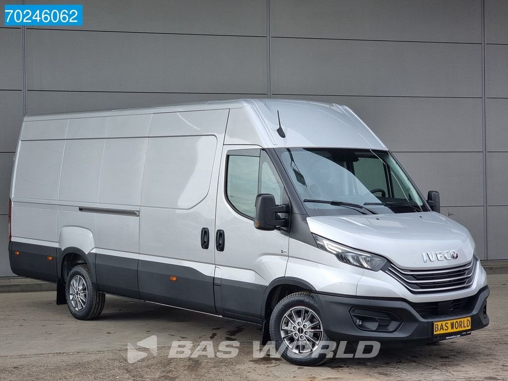 Sonstige Transporttechnik tip Iveco Daily 35S18 3.0L Automaat L3H2 ACC Navi LED Camera Trekhaak A/C, Neumaschine in Veghel (Poză 3)