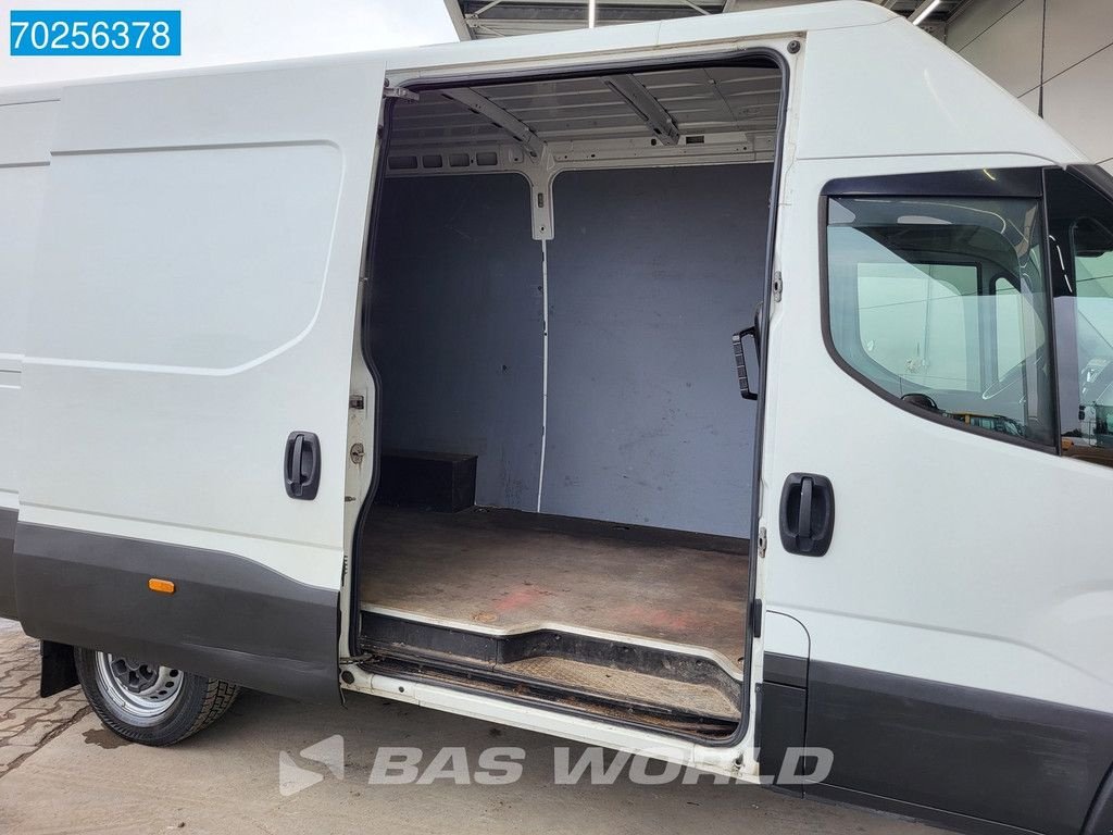 Sonstige Transporttechnik du type Iveco Daily 35S18 3.0L L2H2 Automaat LED Airco ACC Camera Navi Parkeer, Gebrauchtmaschine en Veghel (Photo 7)