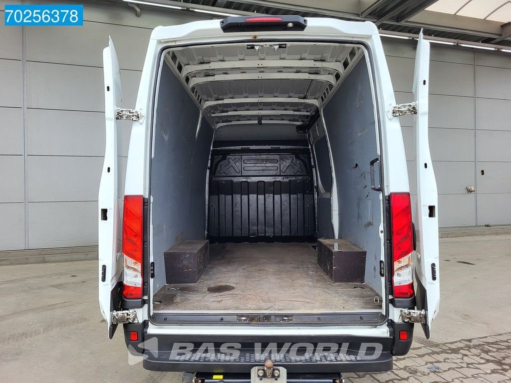 Sonstige Transporttechnik du type Iveco Daily 35S18 3.0L L2H2 Automaat LED Airco ACC Camera Navi Parkeer, Gebrauchtmaschine en Veghel (Photo 3)