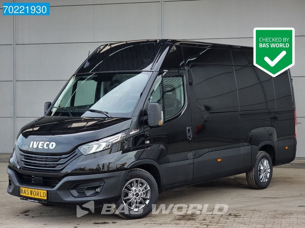 Sonstige Transporttechnik tipa Iveco Daily 35S18 35S18 3.0 Black ACC Navi LED 3500KG Trekgewicht 12m3, Neumaschine u Veghel (Slika 1)