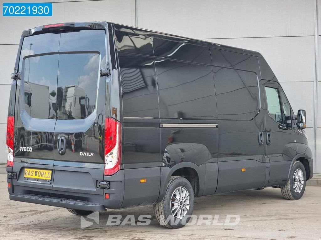 Sonstige Transporttechnik tip Iveco Daily 35S18 35S18 3.0 Black ACC Navi LED 3500KG Trekgewicht 12m3, Neumaschine in Veghel (Poză 9)