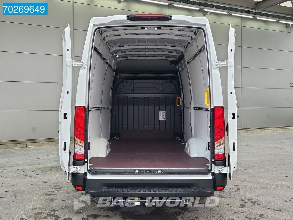 Sonstige Transporttechnik of the type Iveco Daily 35S21 12m3 A/C Towbar, Neumaschine in Veghel (Picture 8)