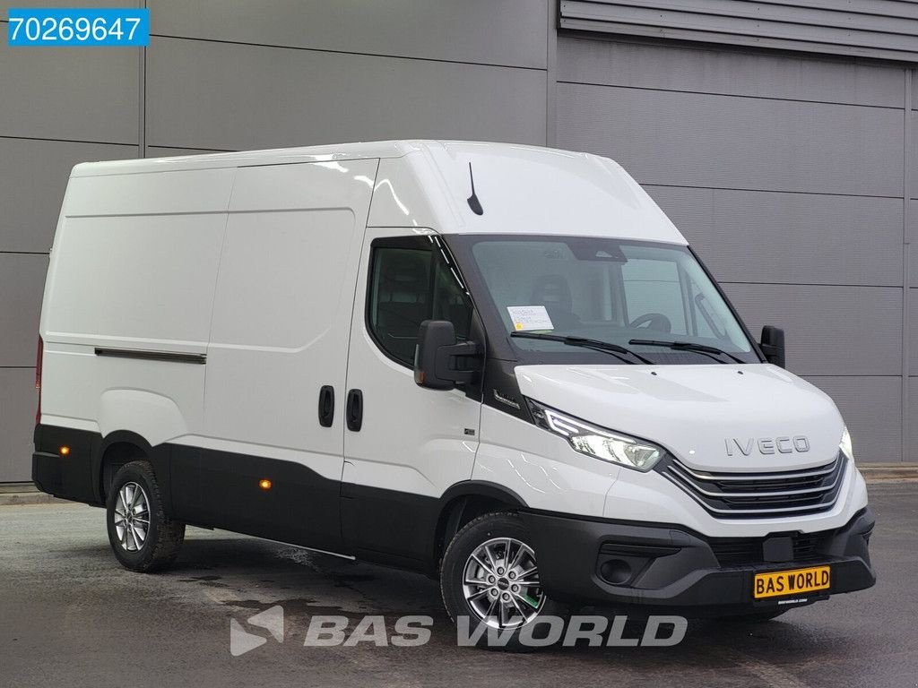 Sonstige Transporttechnik des Typs Iveco Daily 35S21 210PK 3.0L Automaat 2025 model L2H2 Trekhaak Tacho A, Neumaschine in Veghel (Bild 2)